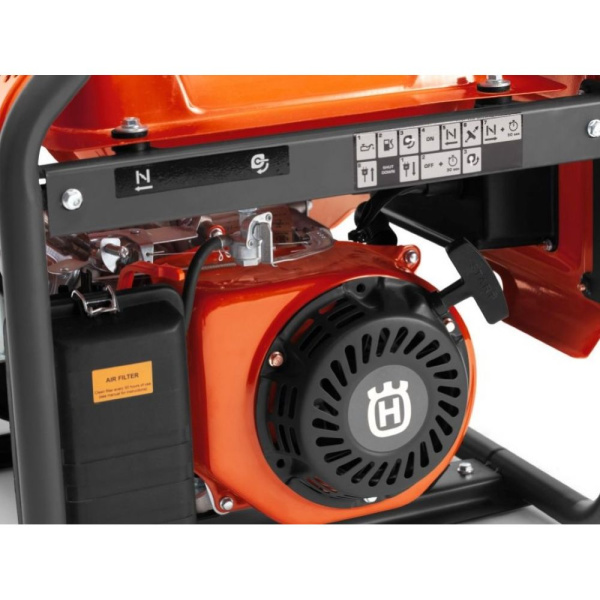 Бензиновый генератор "Husqvarna" G2500P 9676650-02 в Екатеринбурге