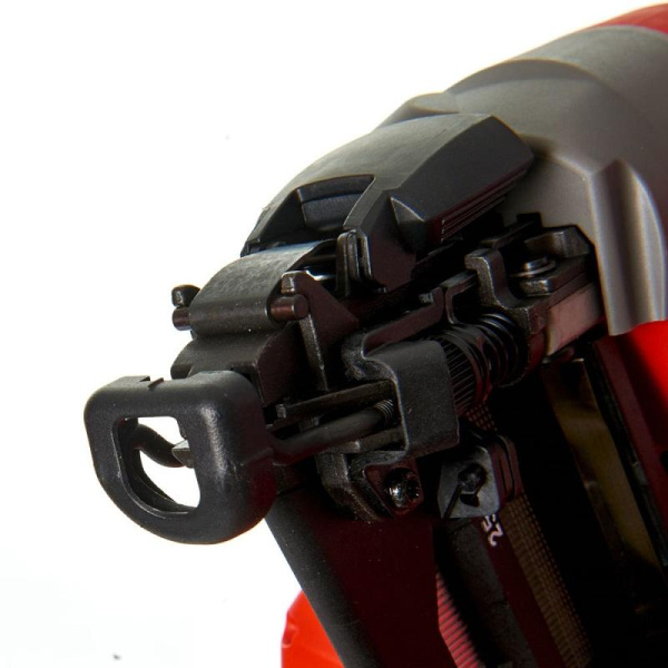 Аккумуляторный гвоздезабиватель Milwaukee M18 CN18GS-202X FUEL (Li-Ion2Ач)