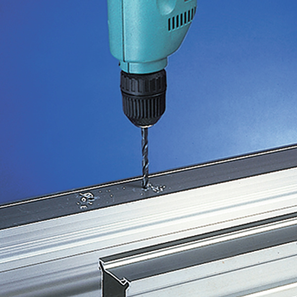 Безударная дрель Makita 6408 в Екатеринбурге