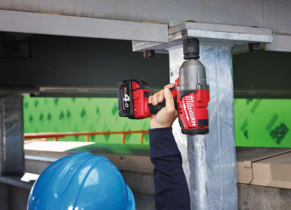 Аккумуляторный ударный гайковерт "Milwaukee" M18 CHIWF34-0 FUEL